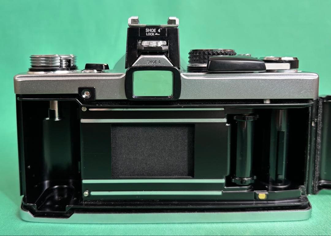 ★ OLYMPUS OM-2N + 標準レンズ 50mm