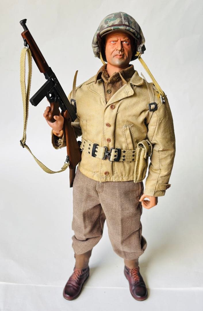 ドラゴンモデルズLieutenant & Sarge COMBAT! 2体セット