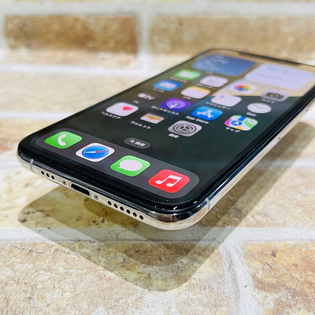 SIMフリー iPhoneXS 256GB シルバー 電池良好