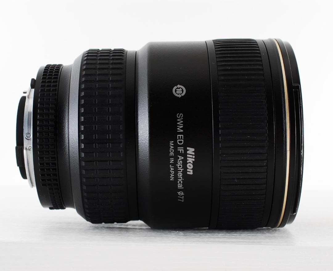 ニコン　AF-S ED17-35F2.8D(IF)　超広角ズームレンズ