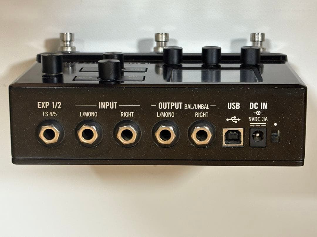 めい_LINE6 HX Stomp マルチエフェクター