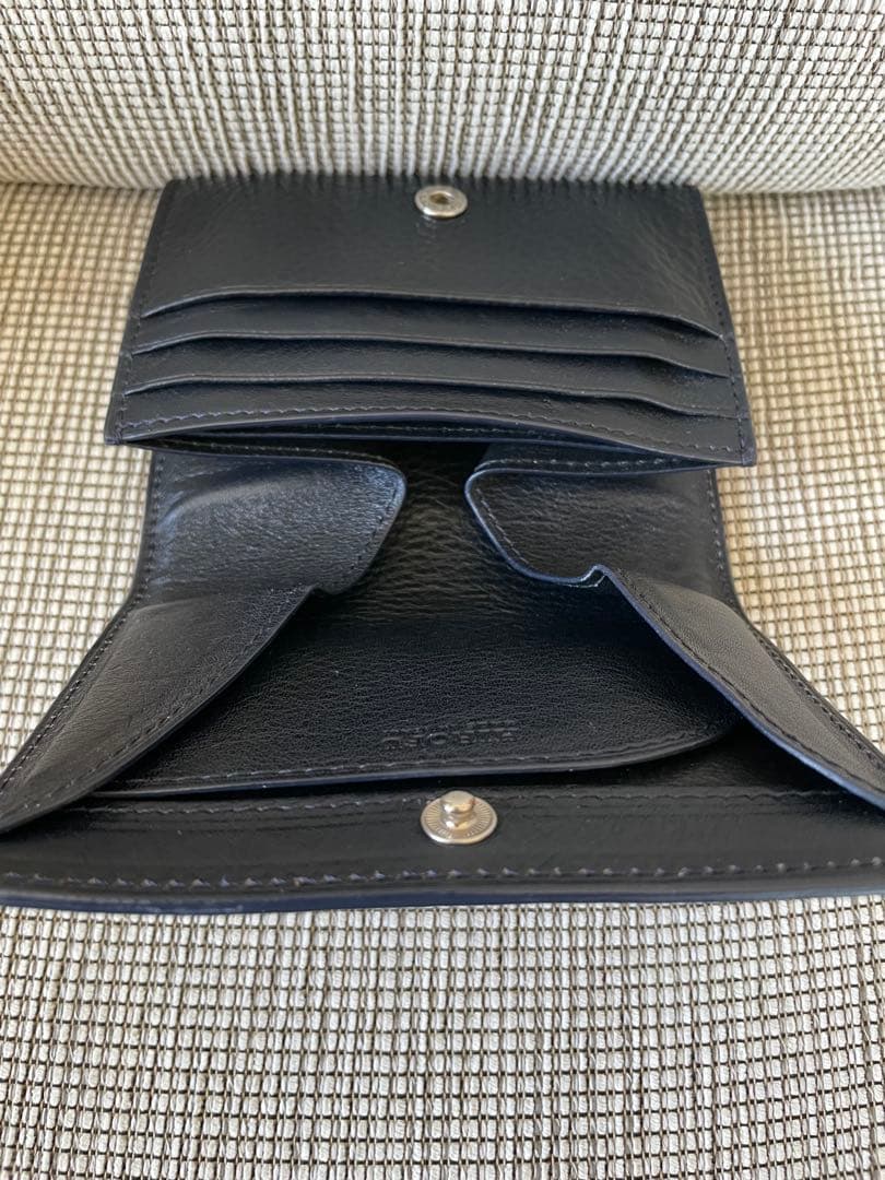 最終再お値下げ中！　HIROFU レザー製 二つ折り財布　ネイビー