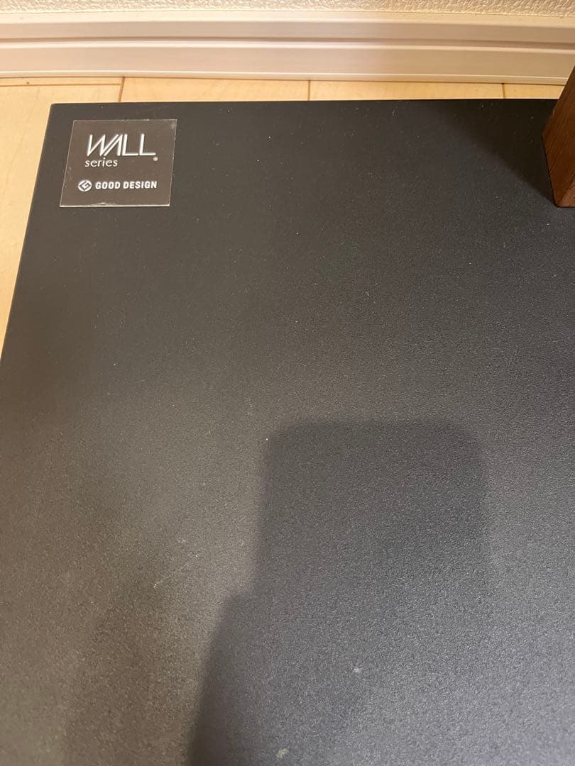 EQUALS WALLウォール 壁寄せTVスタンドV2 と収納付きゲーム機棚板