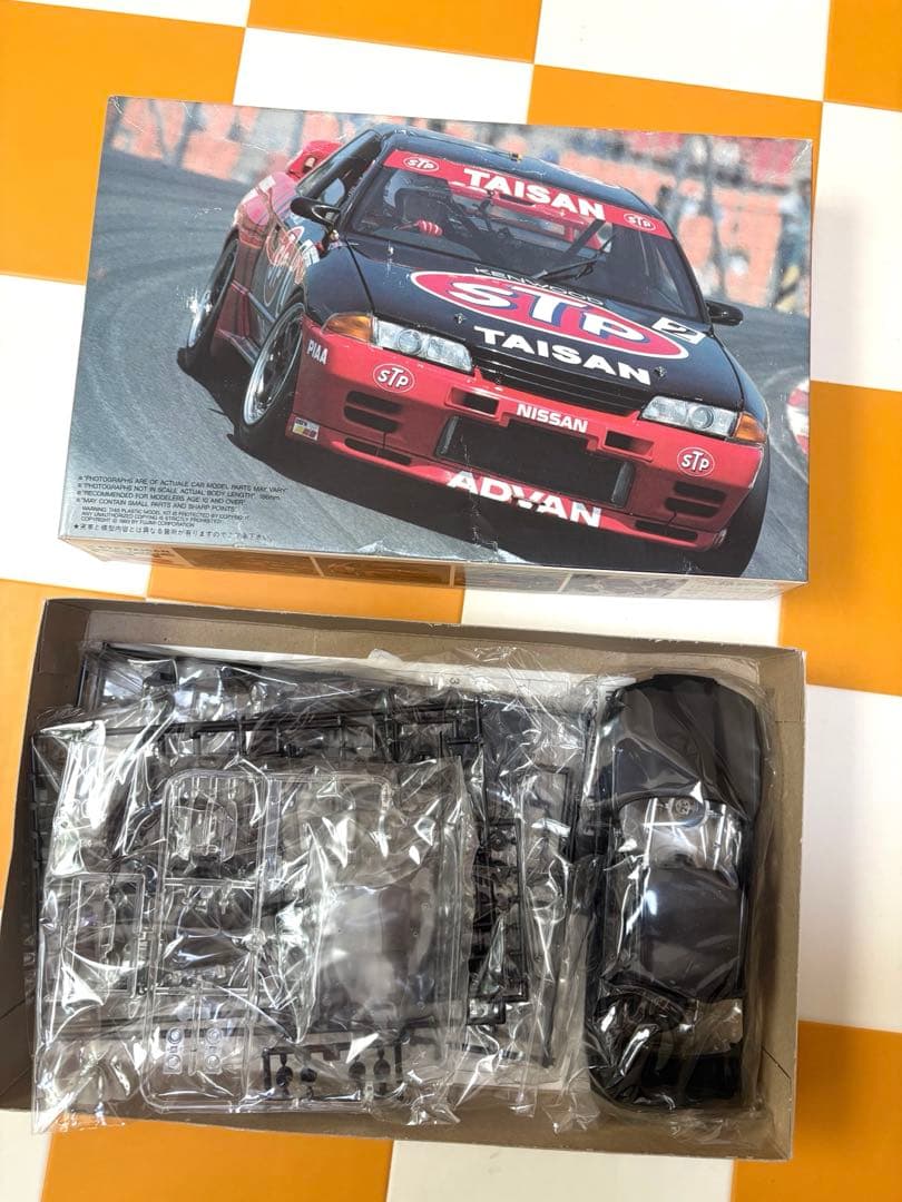 R32GTR Group A Version 1/24 FUJIMI プラモデル