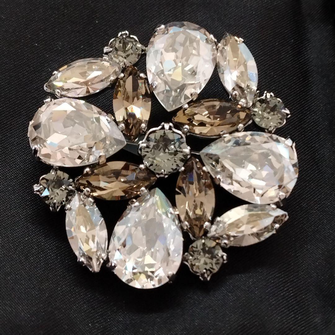 美品★FOXEY クリスタル ラインストーン ブローチ フォクシー