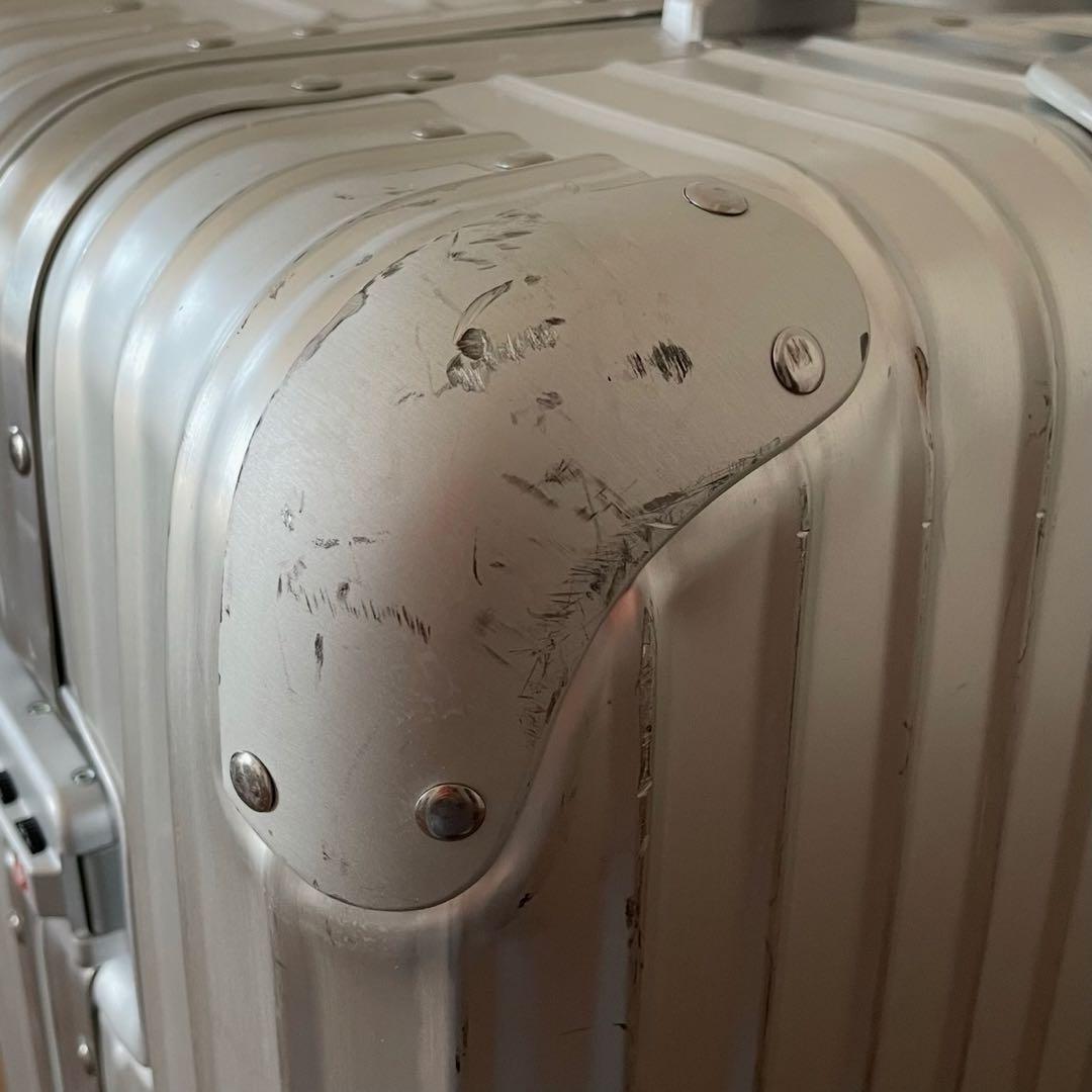 リモワ トパーズ キャリーケース シルバー プキャリーケース 82L 4輪