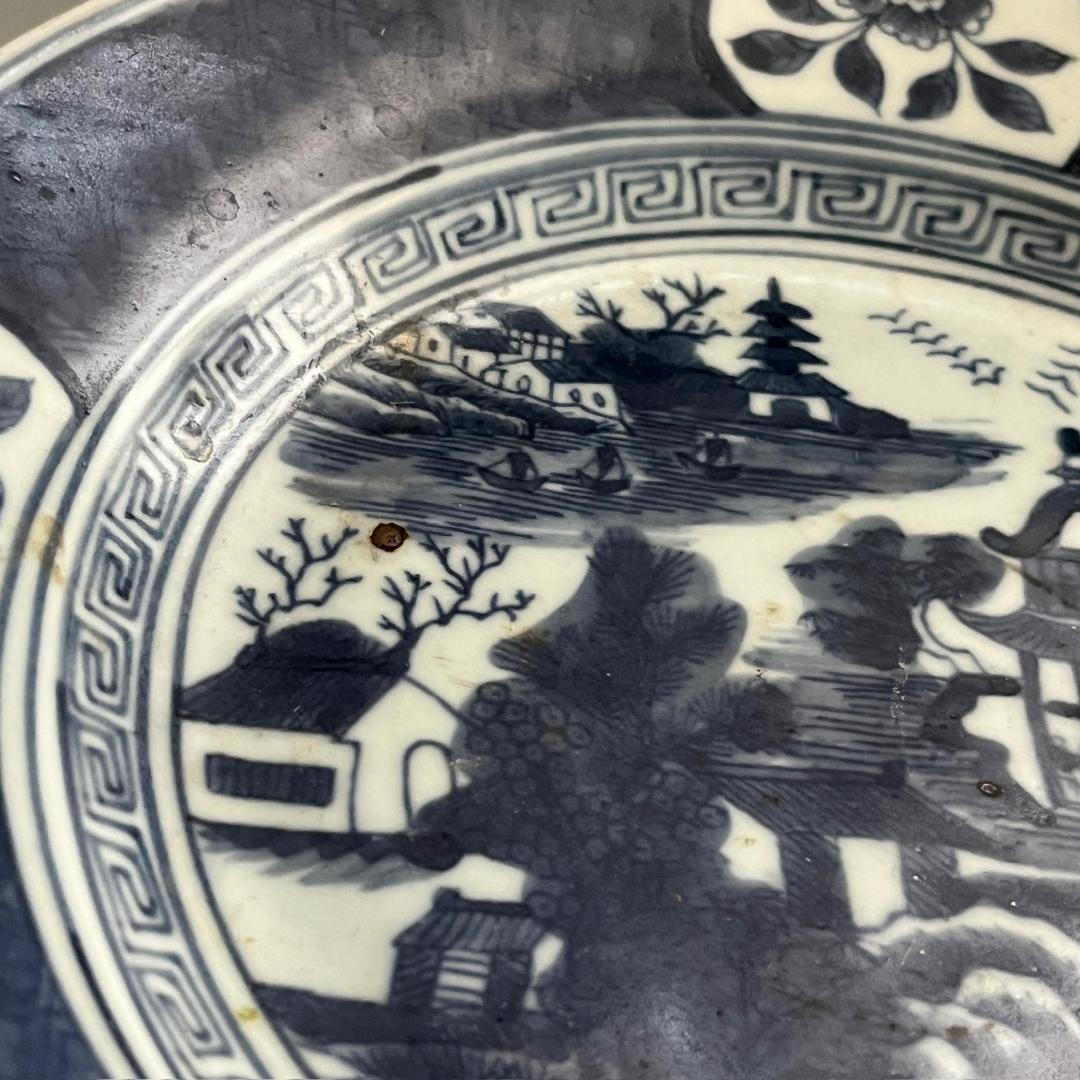 唐物 青花楼閣山水人物紋盤 清朝期 中国美術 古玩 SN624