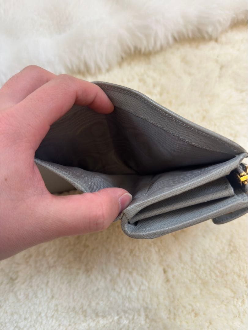 ⭐︎369T⭐︎ PRADA グレー 二つ折り財布 サフィアーノレザー