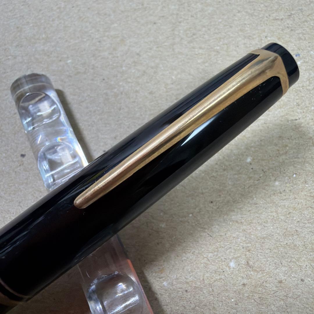 新品 廃盤 MONTBLANC モンブラン No.22 万年筆 14c EF