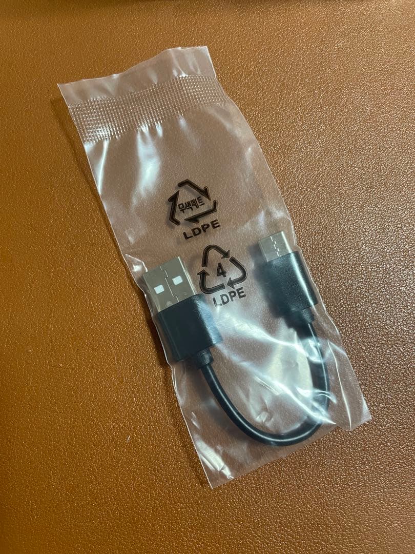 Tamagotchi Uni ピンク USBケーブル付き