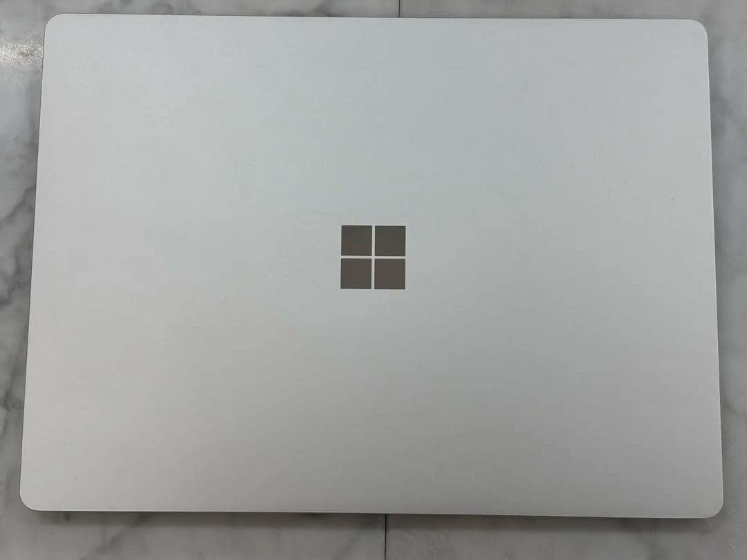 ジャンク品　マイクロソフト　Surface Laptop Go モデル1943
