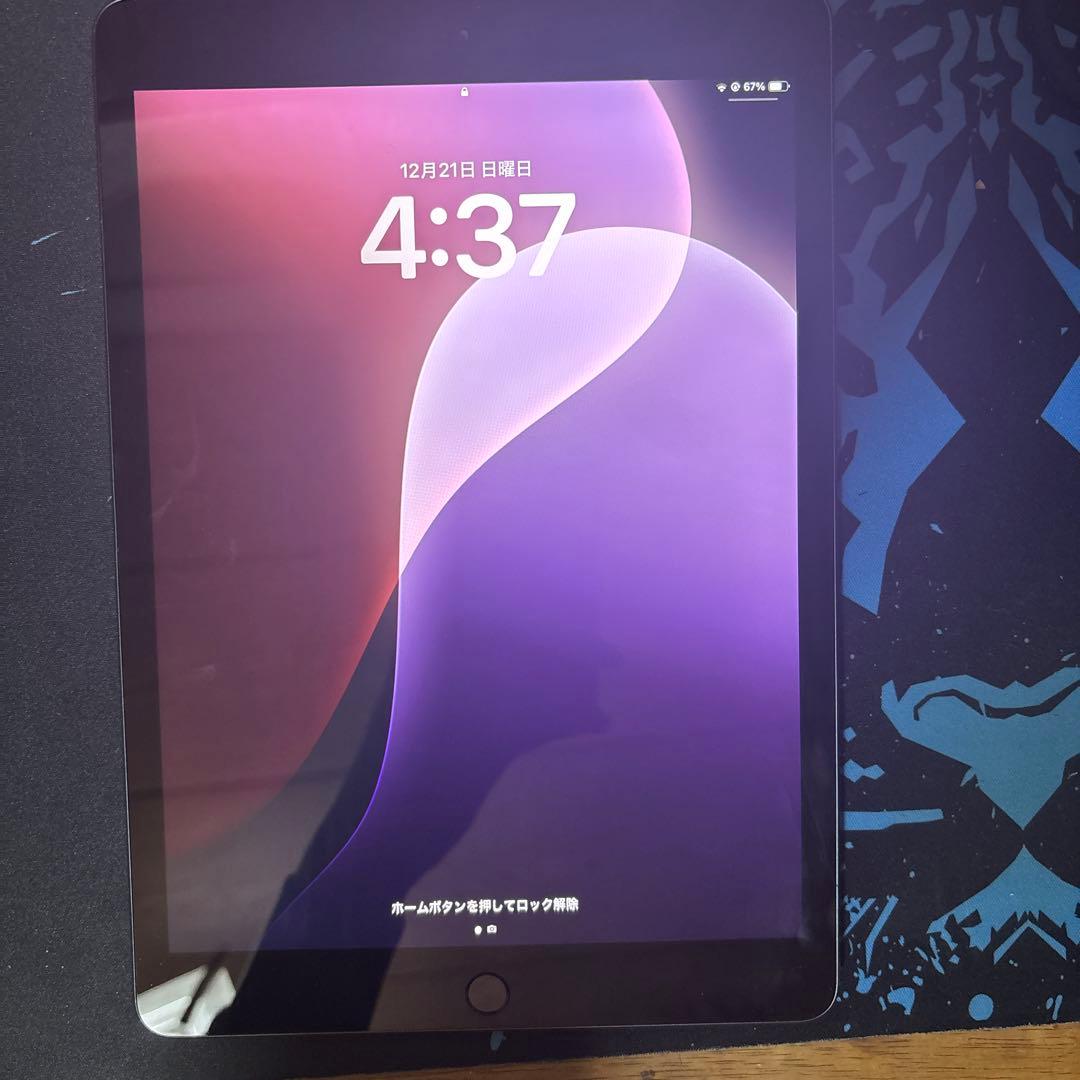 Apple iPad (第8世代) スペースグレー