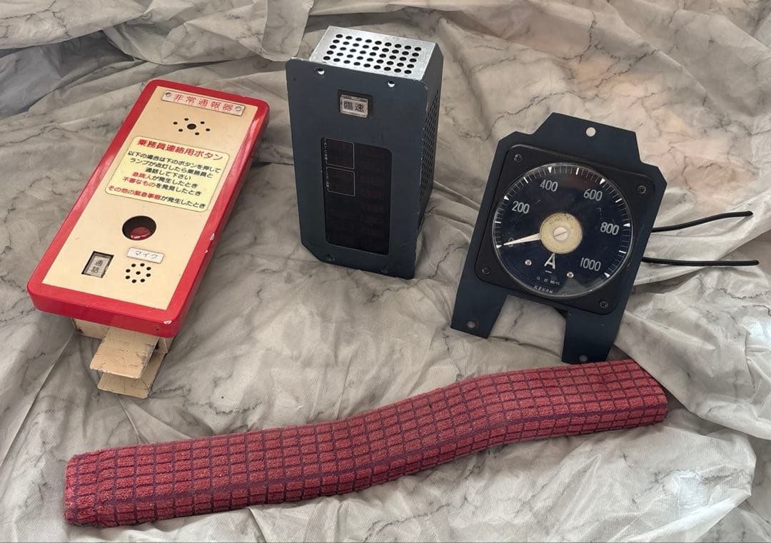 【最終値下げ】東京メトロ02系鉄道部品3点セット （表示灯・電流計・非常通報器）