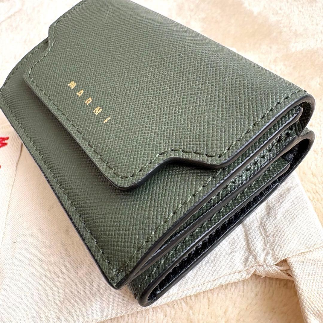 美品✨MARNIマルニ　サファイアーノ三つ折り財布 コンパクトミニ財布