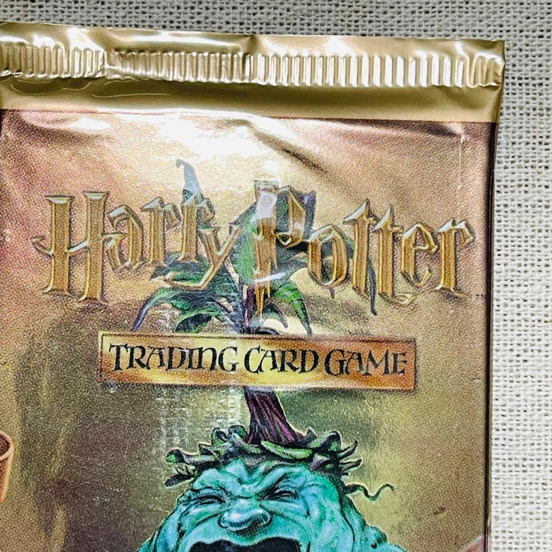 新品　ハリーポッターと秘密の部屋　トレカ　パック　マンドレイク柄