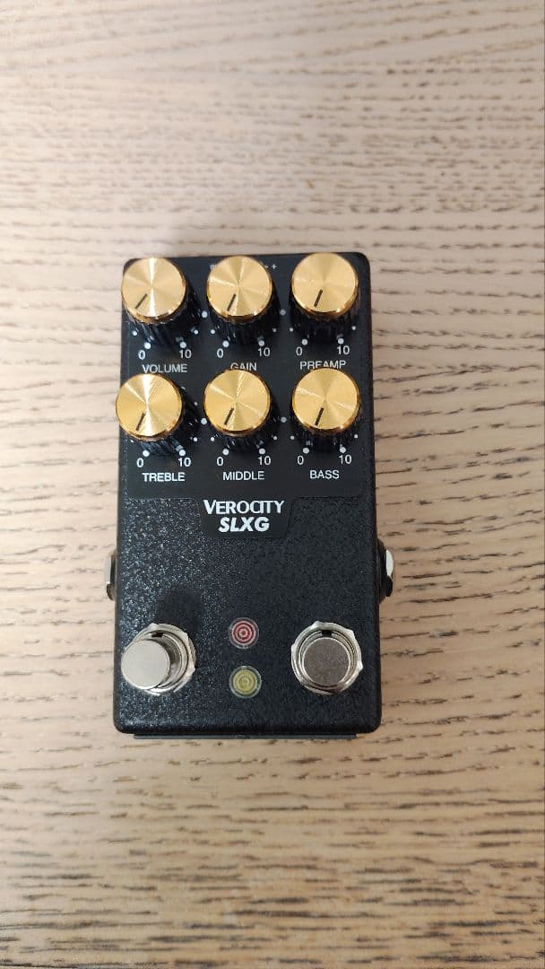 VEROCITY SLXG ギターエフェクター(最終値下げ、ネジ2本欠品)