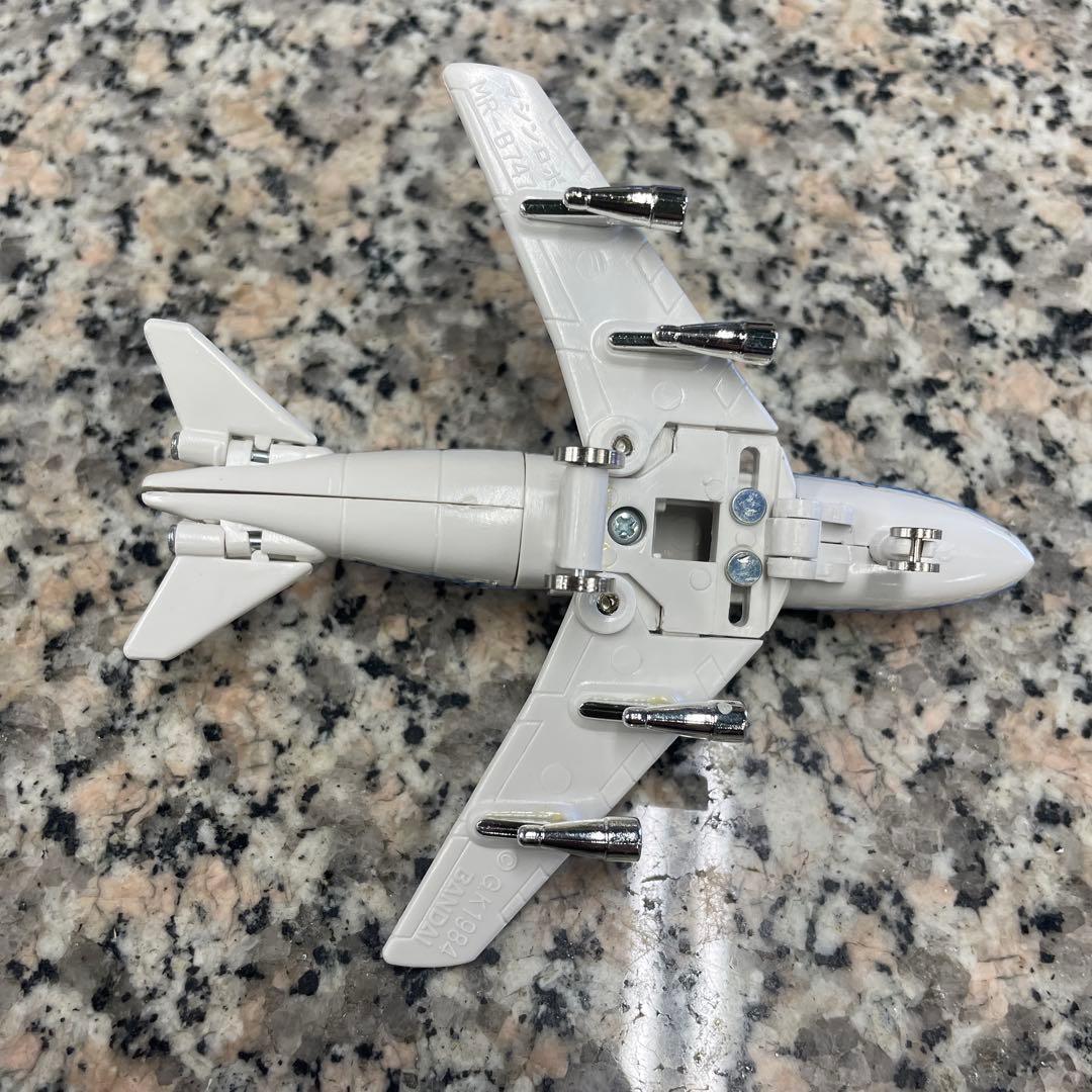 裕*様 BANDAI 非売品 マシンロボ ジャンボジェットロボ MR-B747