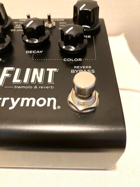 strymon FLINT トレモロ & リバーブ