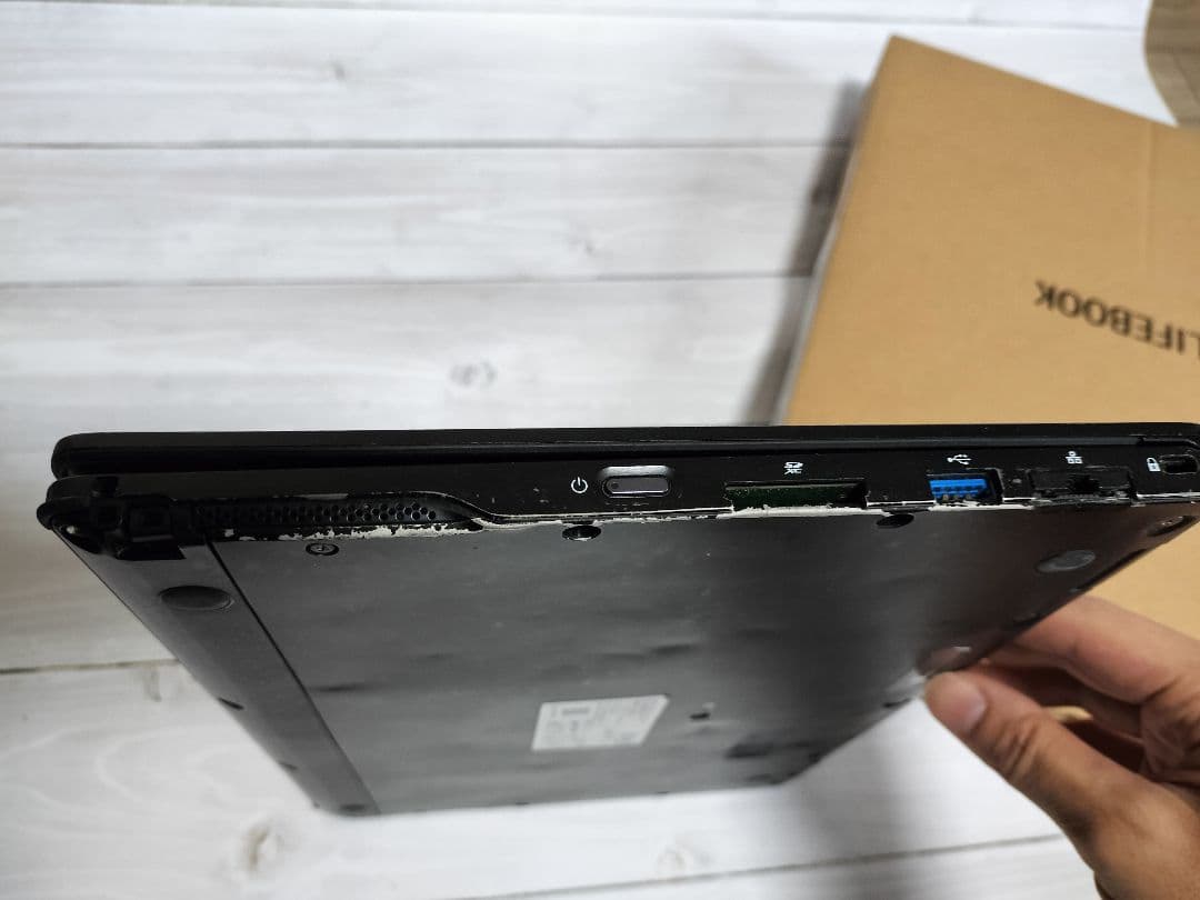 【軽量/顔認証 /タッチペン付】富士通ノートPCLIFEBOOK WU3/E2