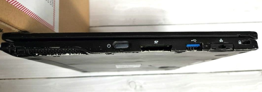 【軽量/顔認証 /タッチペン付】富士通ノートPCLIFEBOOK WU3/E2