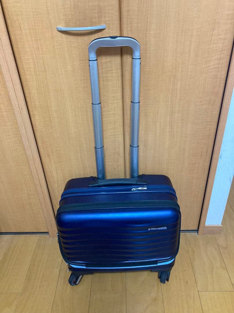 フリクエンター クラム　前開き横型 4輪キャリー 34L 美品