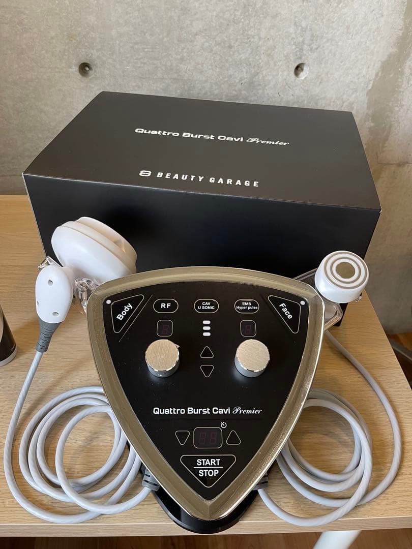 クワトロバーストキャビプレミア 【箱/説明書あり美品】