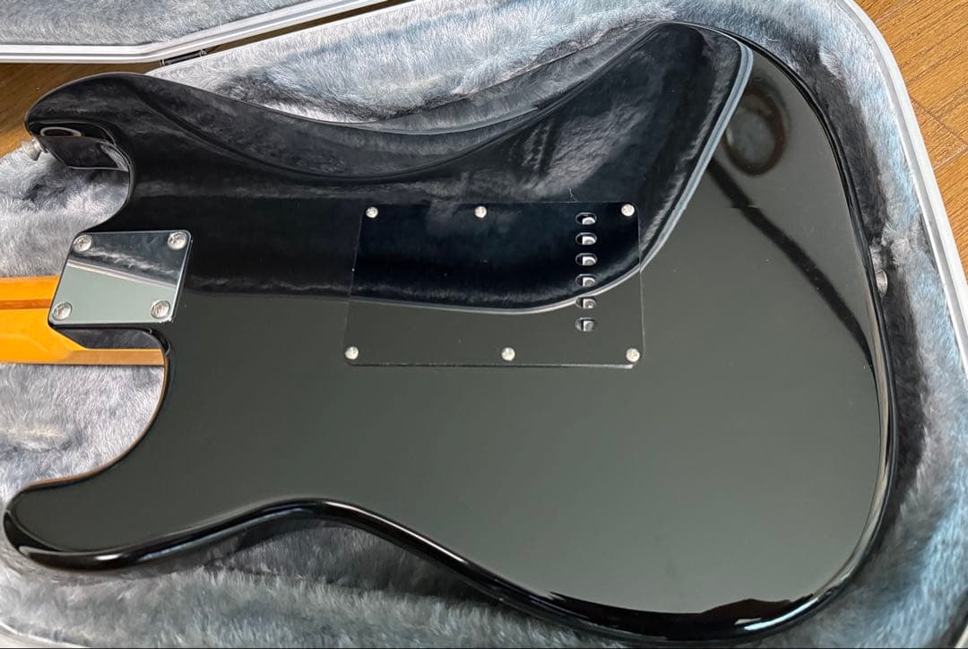 Fender JAPAN ストラトキャスター ブラック