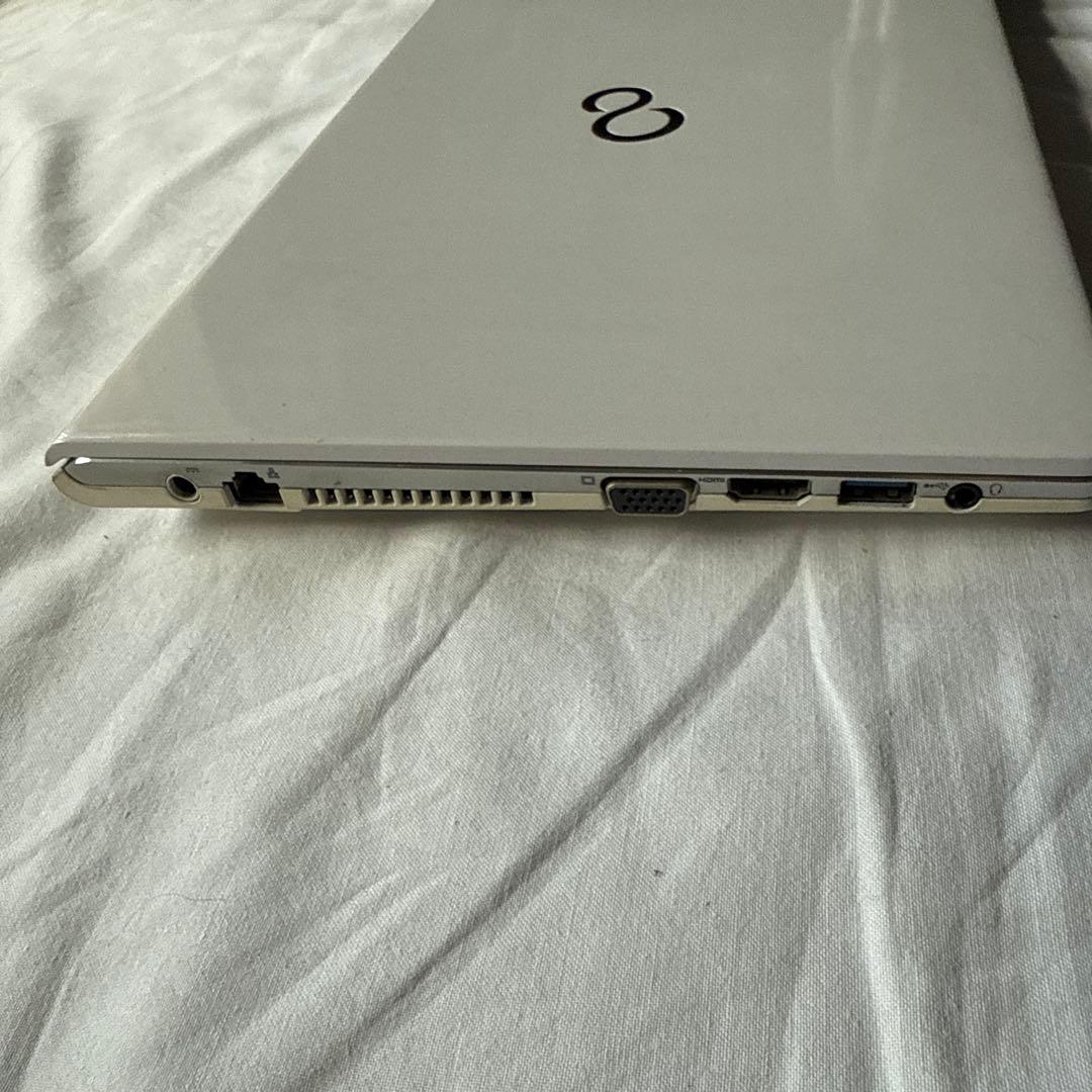 LIFEBOOK　FMVS90WW　ノートパソコン