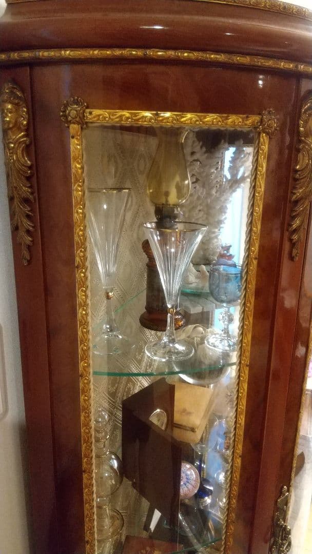 【高級輸入家具①】スペイン製 ガラスキャビネット キュリオケース ショーケース