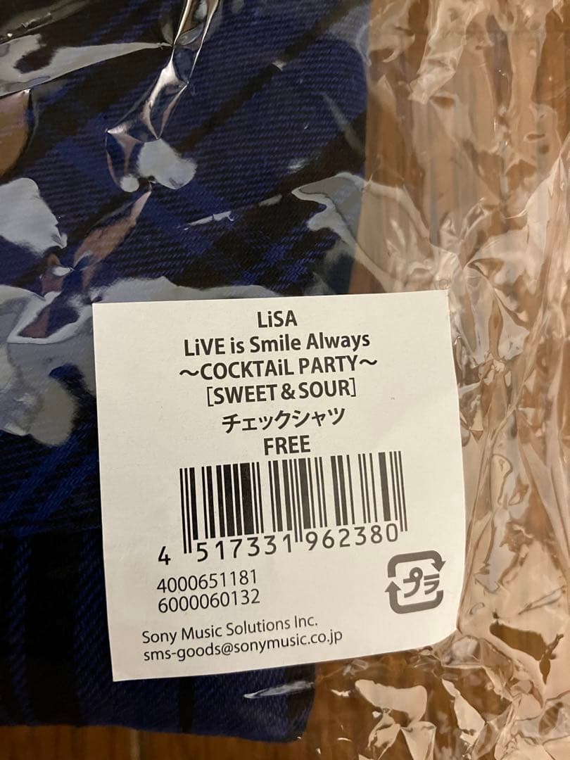 LiSA カクテルパーティーチェックシャツ & コースター セット