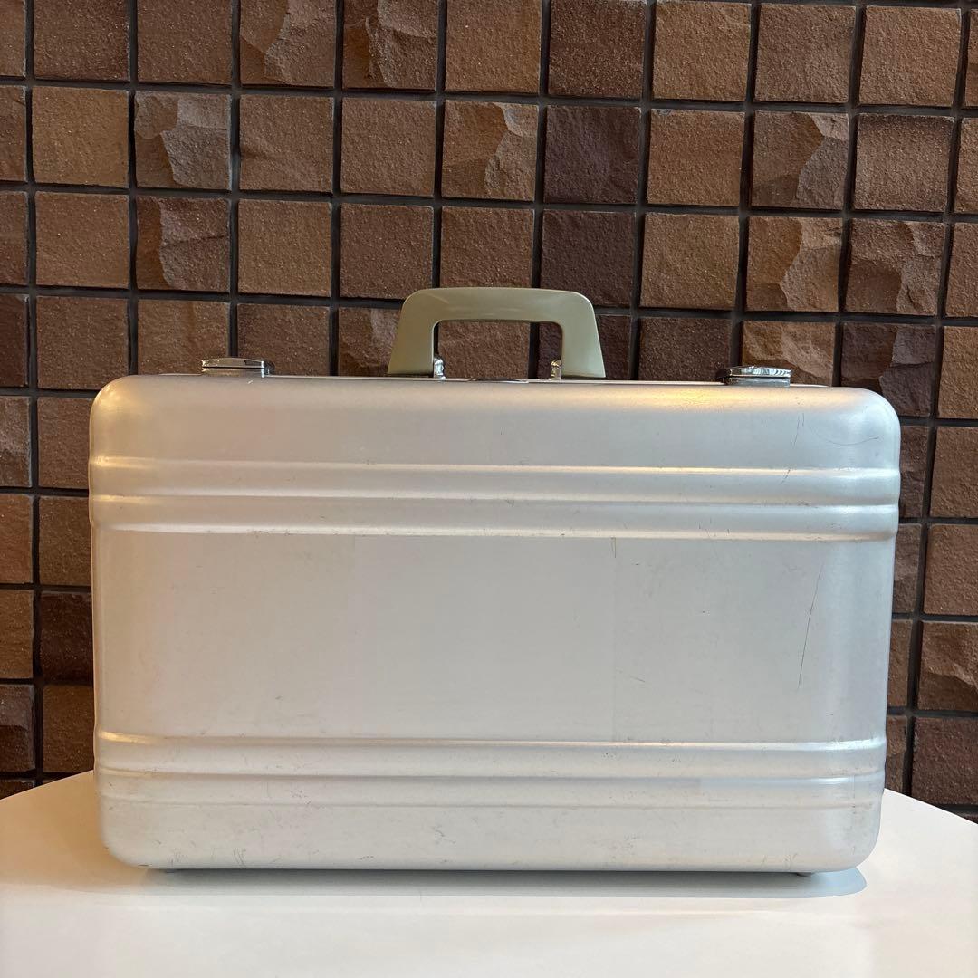 USA ゼロハリバートン　スーツケース　ヴィンテージモデル　カメラケース　レトロ