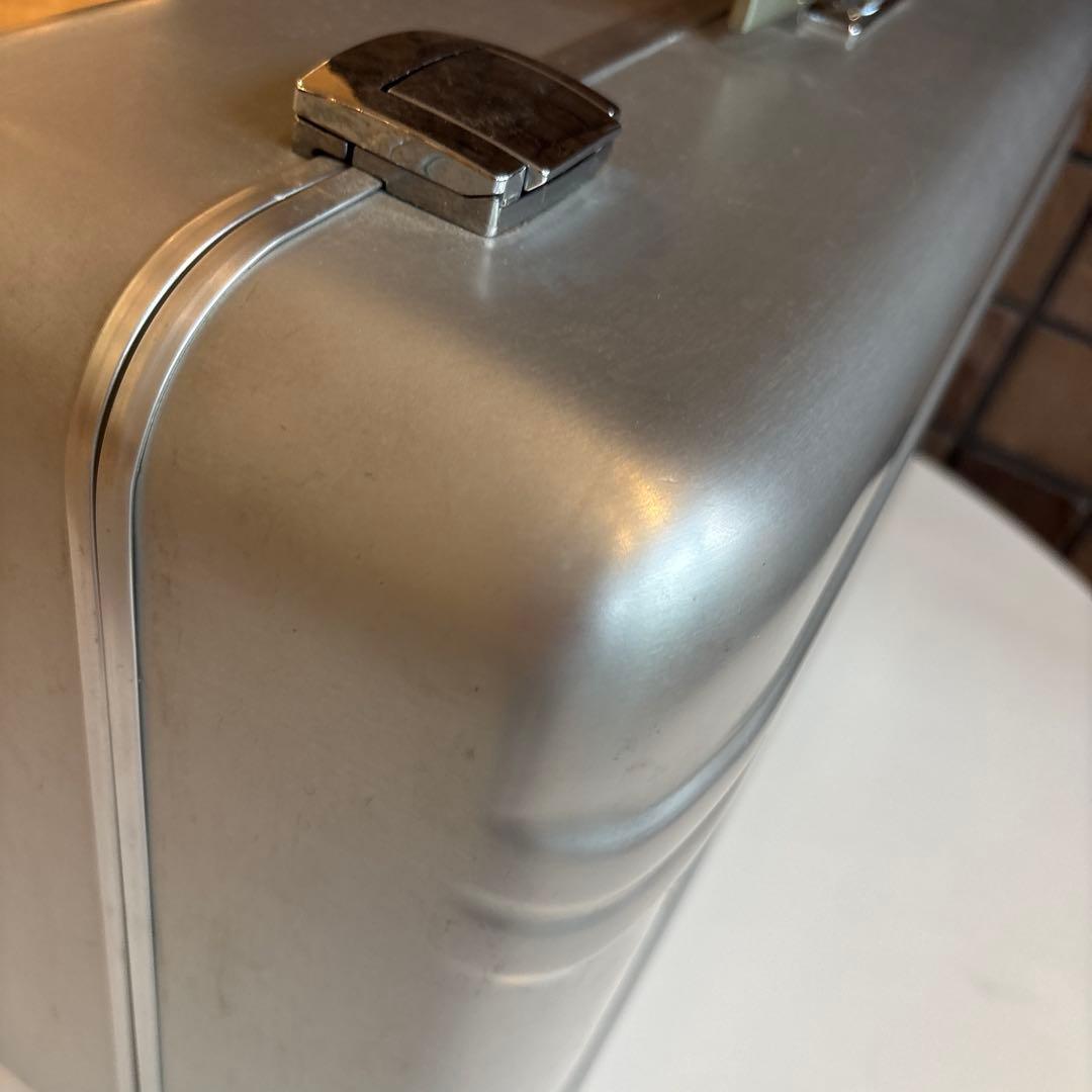 USA ゼロハリバートン　スーツケース　ヴィンテージモデル　カメラケース　レトロ