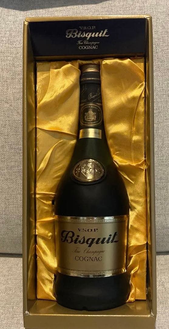 未開栓V.S.O.P Bisquit Fine Champagne Cognac