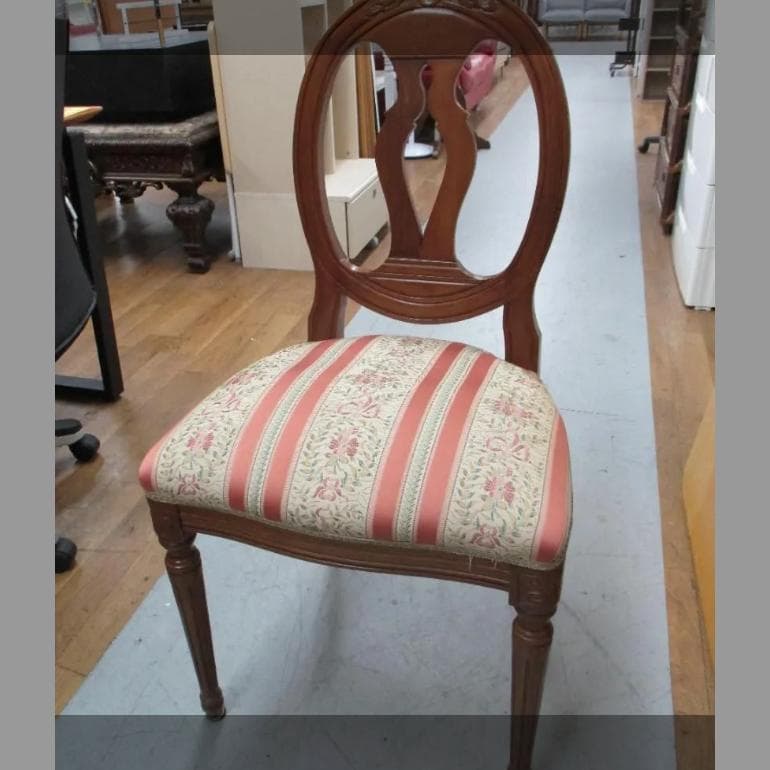 桜餅様　R631 アンティーク ダイニング椅子、花柄、1脚、幅52cm Used