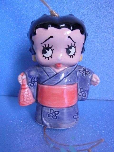 珍品　ベティちゃん　風鈴　着物BETTY　陶器製　ふうりん　和物　昭和レトロ