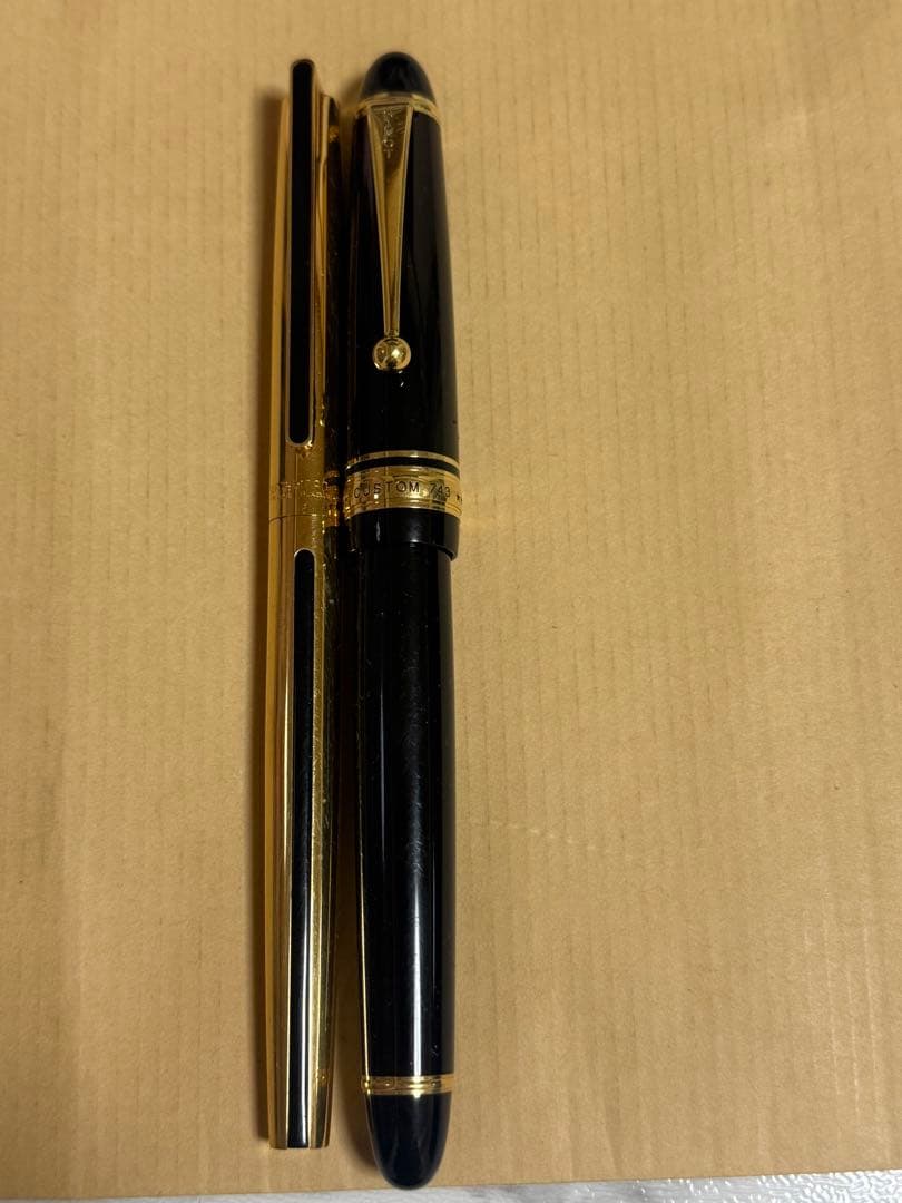 G*i様 PILOT 万年筆カスタム 743と18K 750 PLAQUE OR