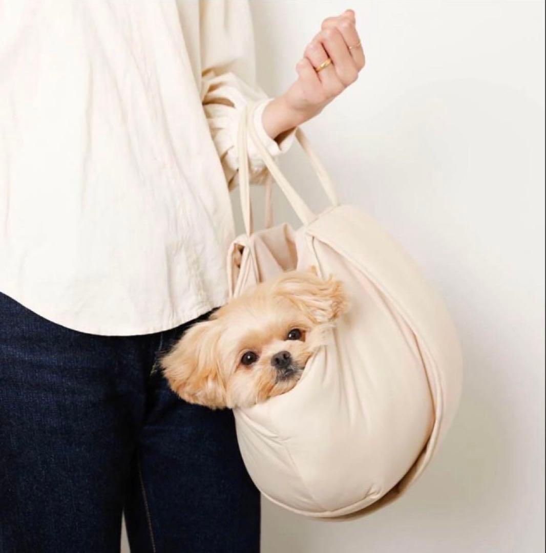 【monchéri】　モンシェリ キャリーバッグ　スリングタイプ　ベージュ