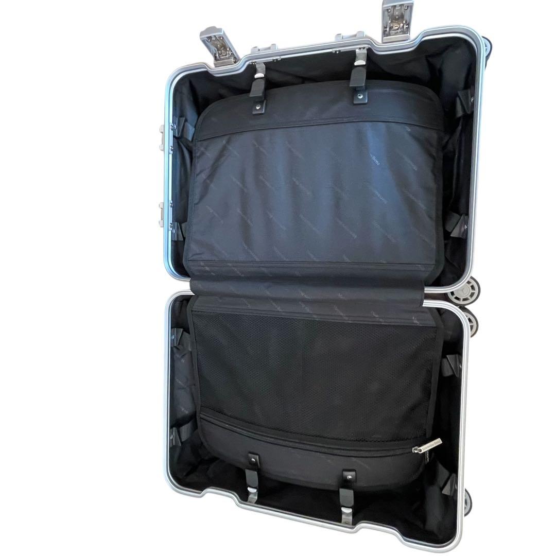 メルセデスベンツ　オリジナル アルミスーツケース　シルバー　32L　4輪