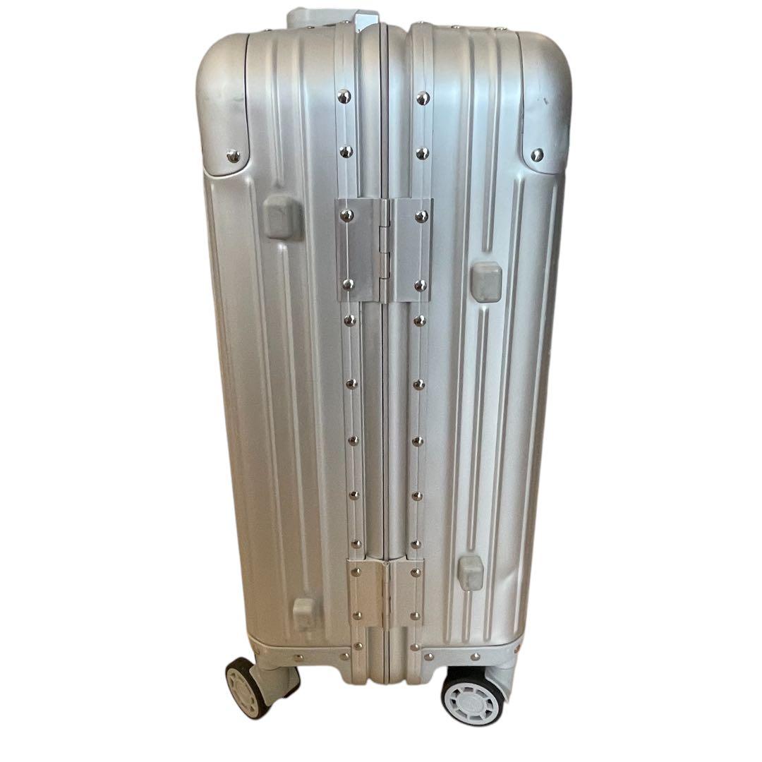 メルセデスベンツ　オリジナル アルミスーツケース　シルバー　32L　4輪