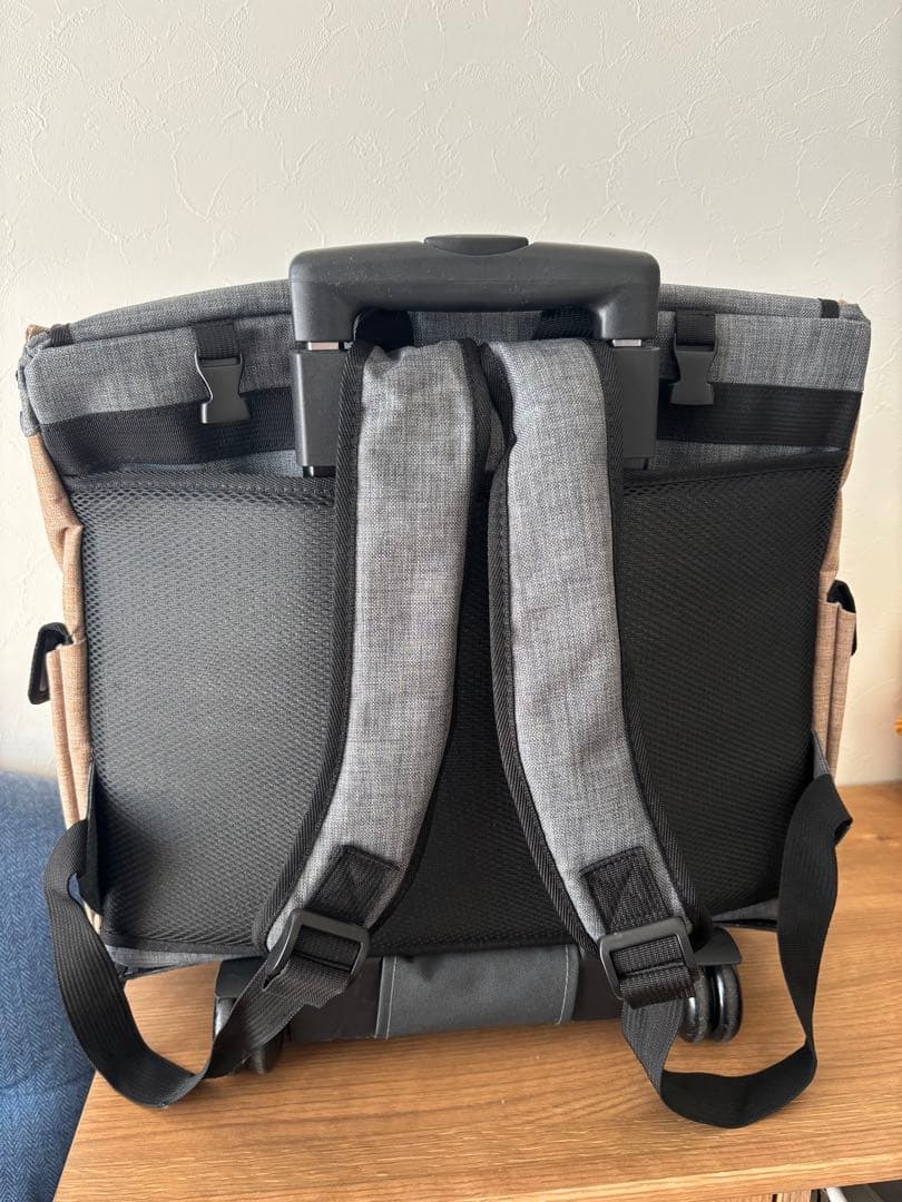 ペット用メッシュ窓付きキャリー