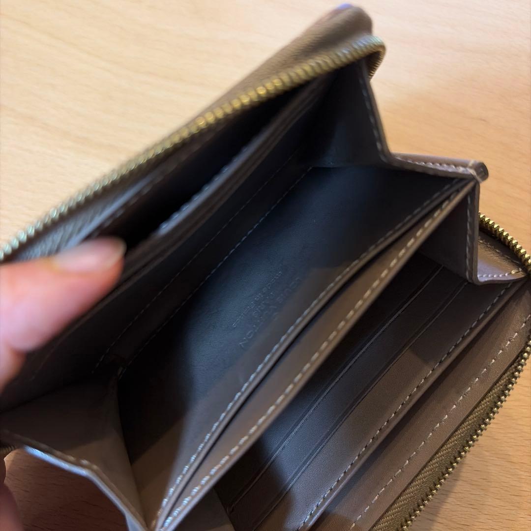 VUITTON ヴィトン　小銭入れ　財布