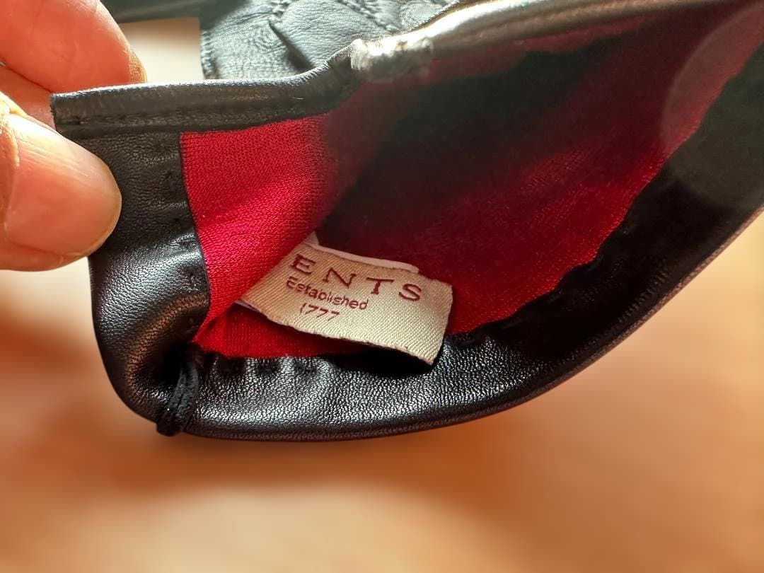 〈美品！〉DENTS レザー手袋 黒 サイズ８