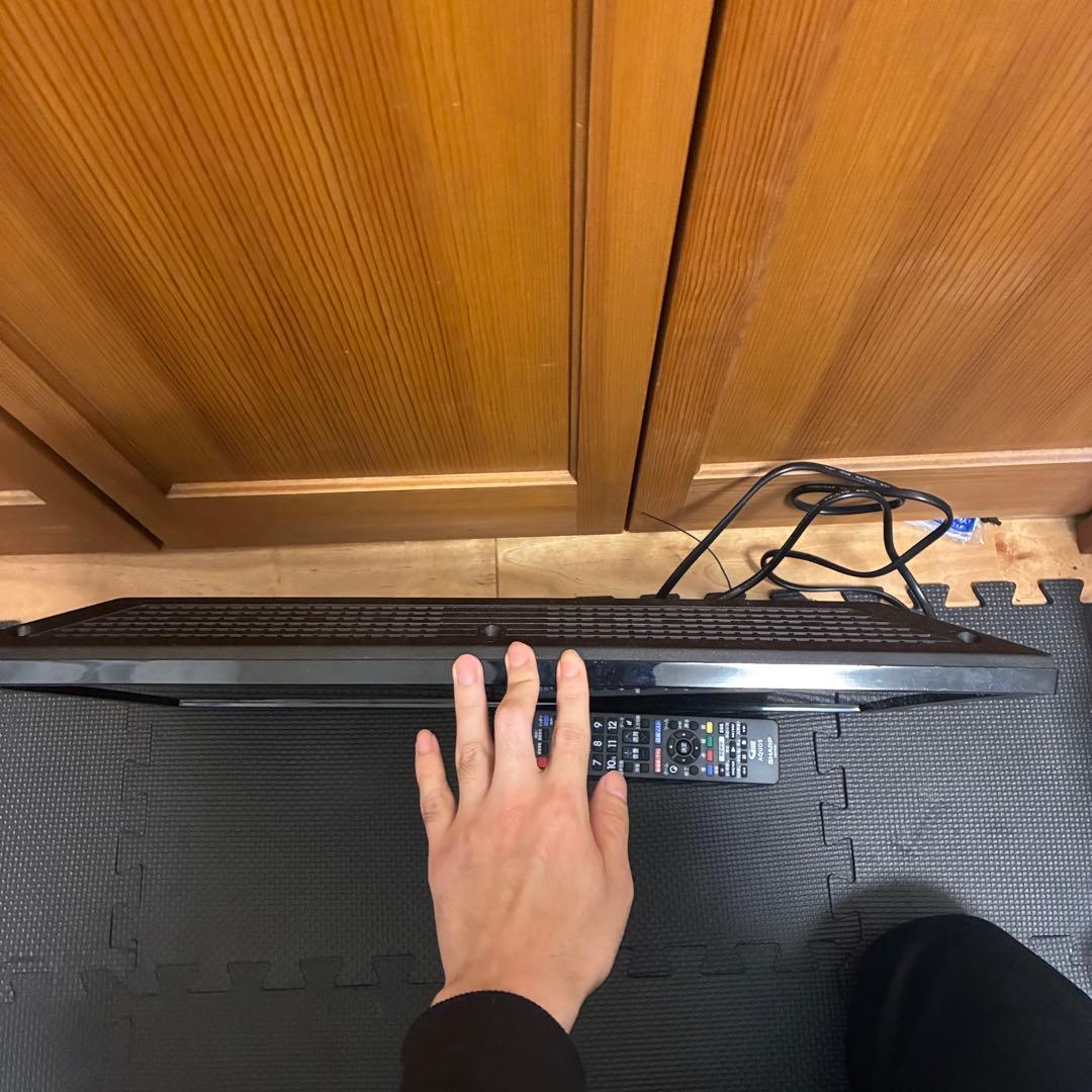 2T-C24DE SHARP 2022年製 24インチ　テレビ