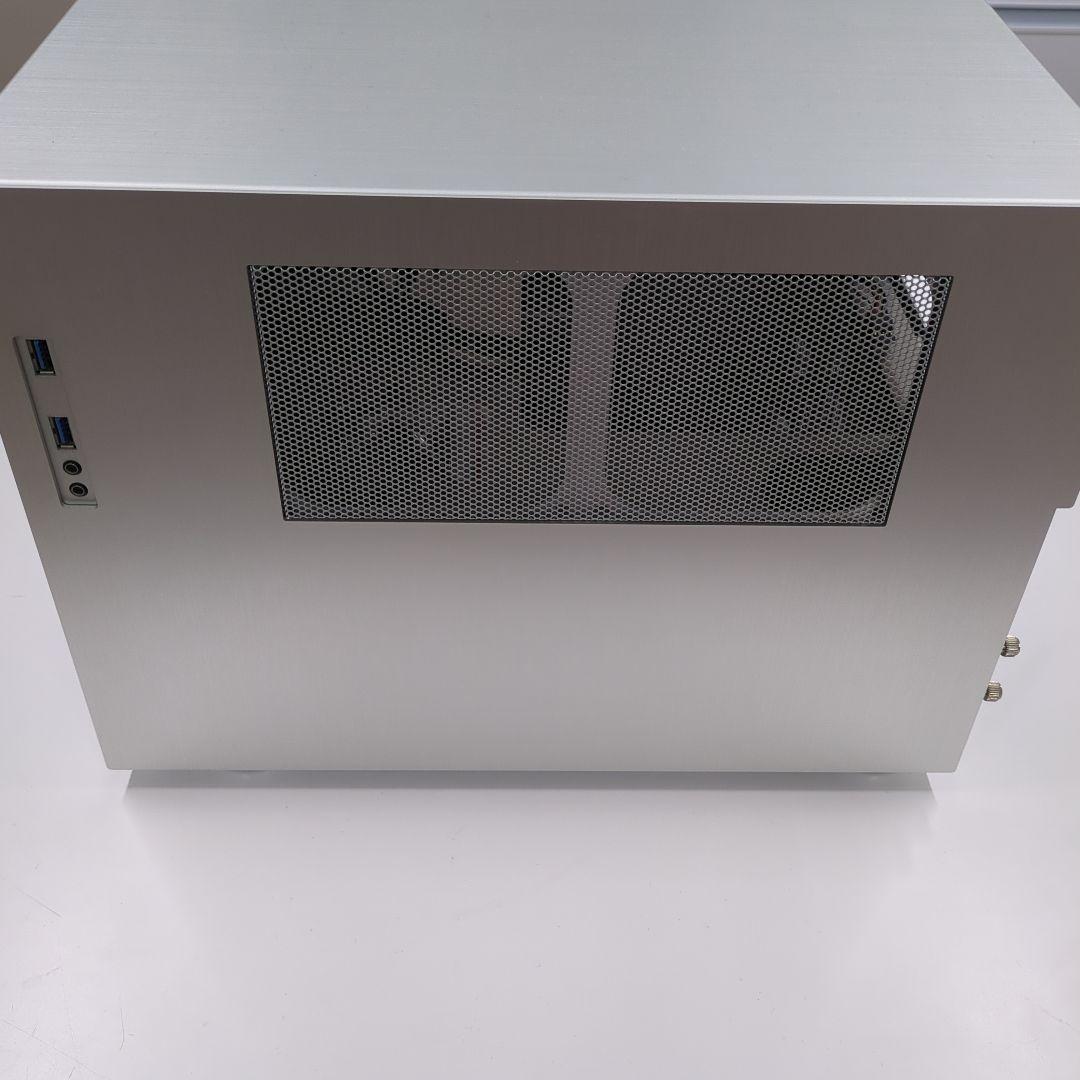 Lian Li キューブ型PCケース PC-V358 シルバー