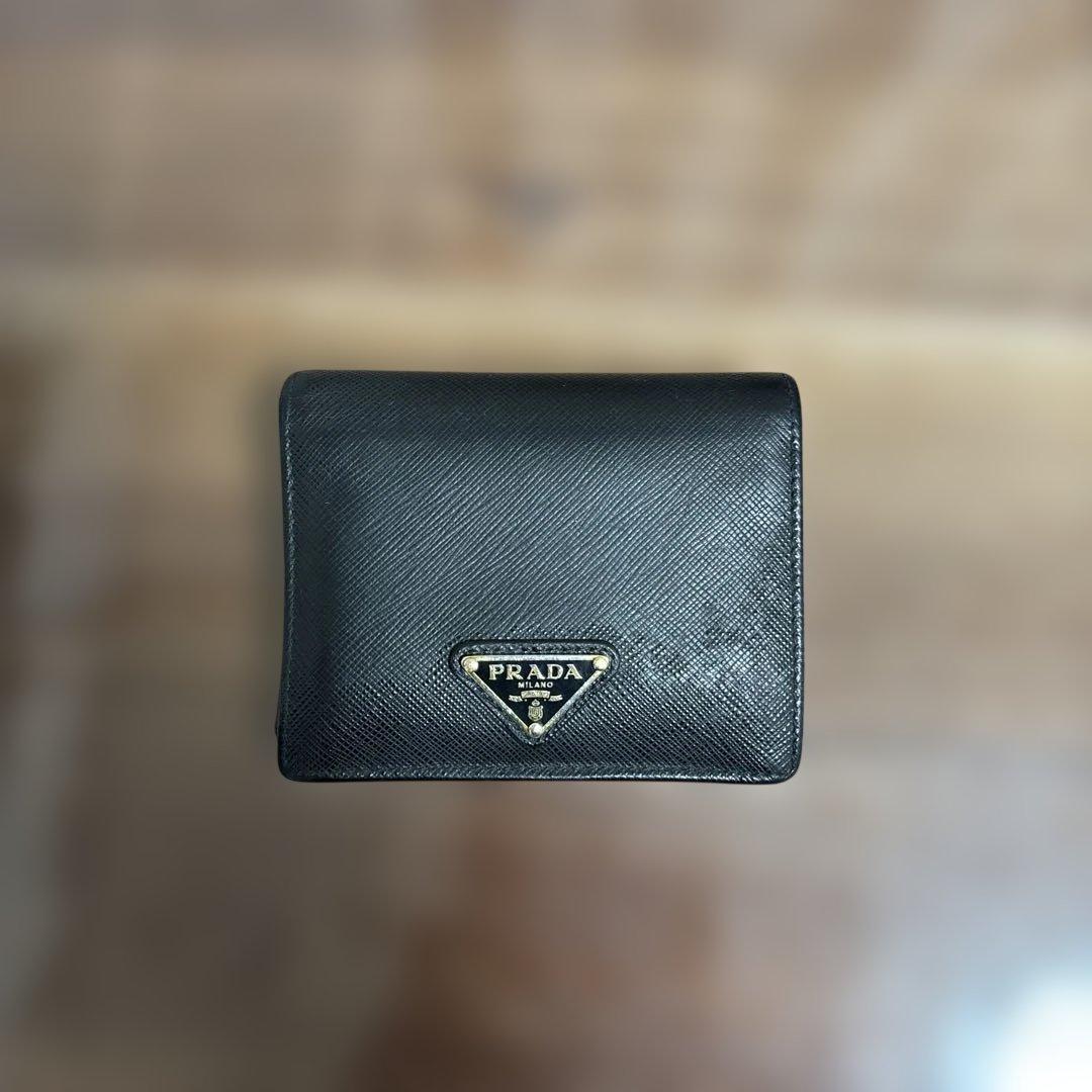PRADA サフィアーノ　レザー 二つ折り財布