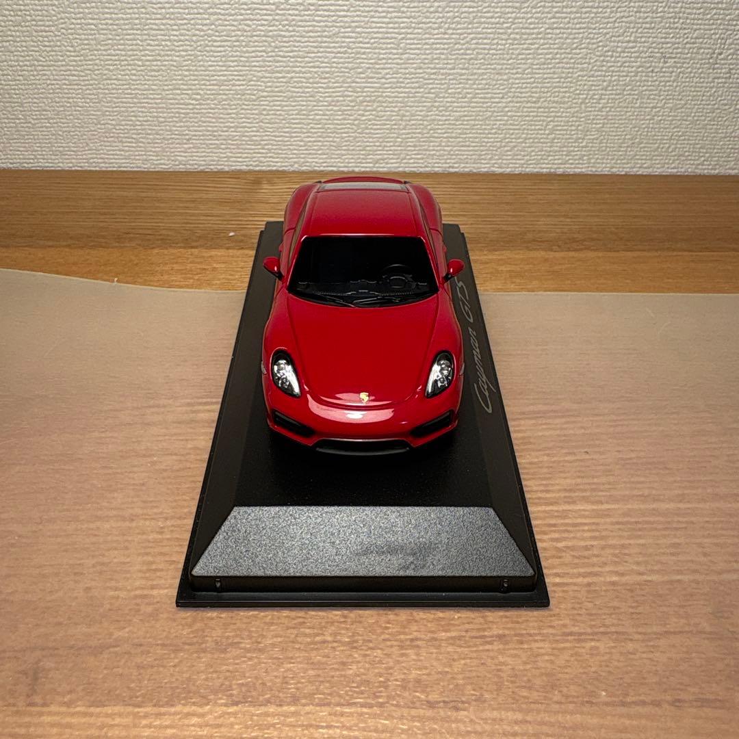 ミニチャンプス　ポルシェ　981 ケイマン　GTS 1/43 ミニカー　レッド