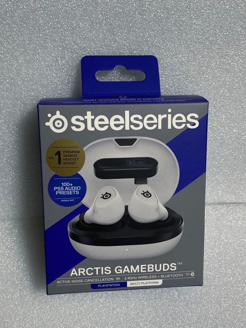 SteelSeries Arctis GameBuds カバー付き