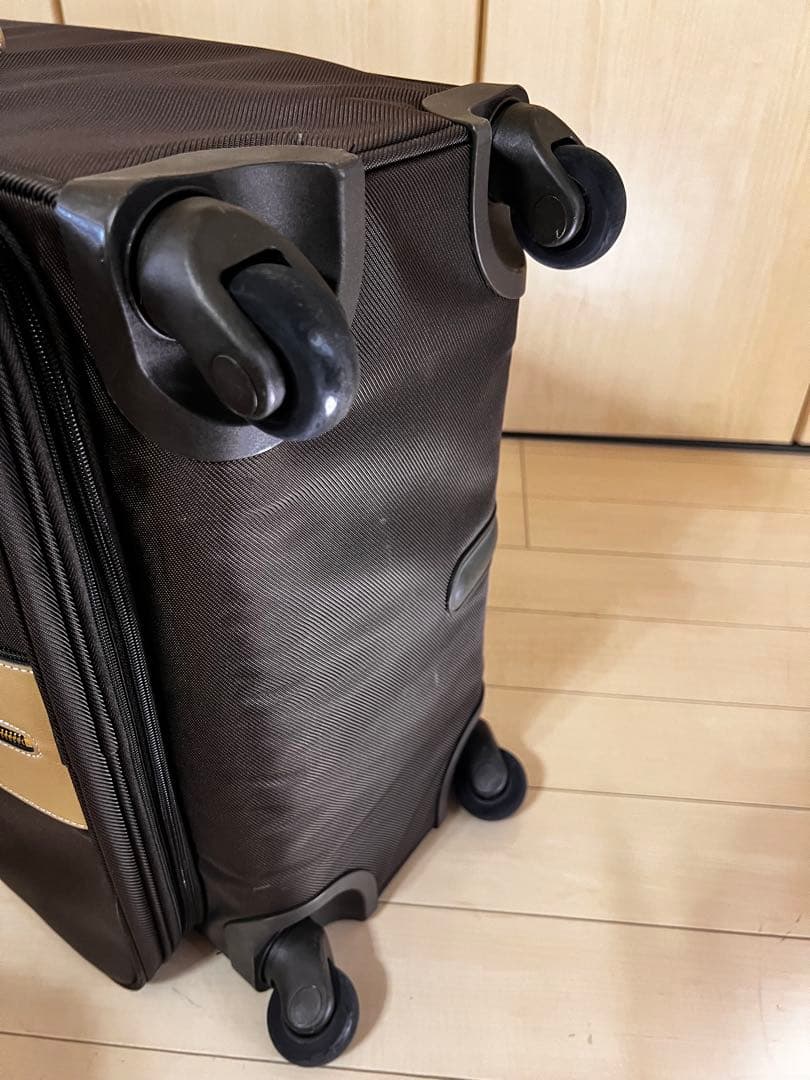 39 サムソナイト　スーツケース