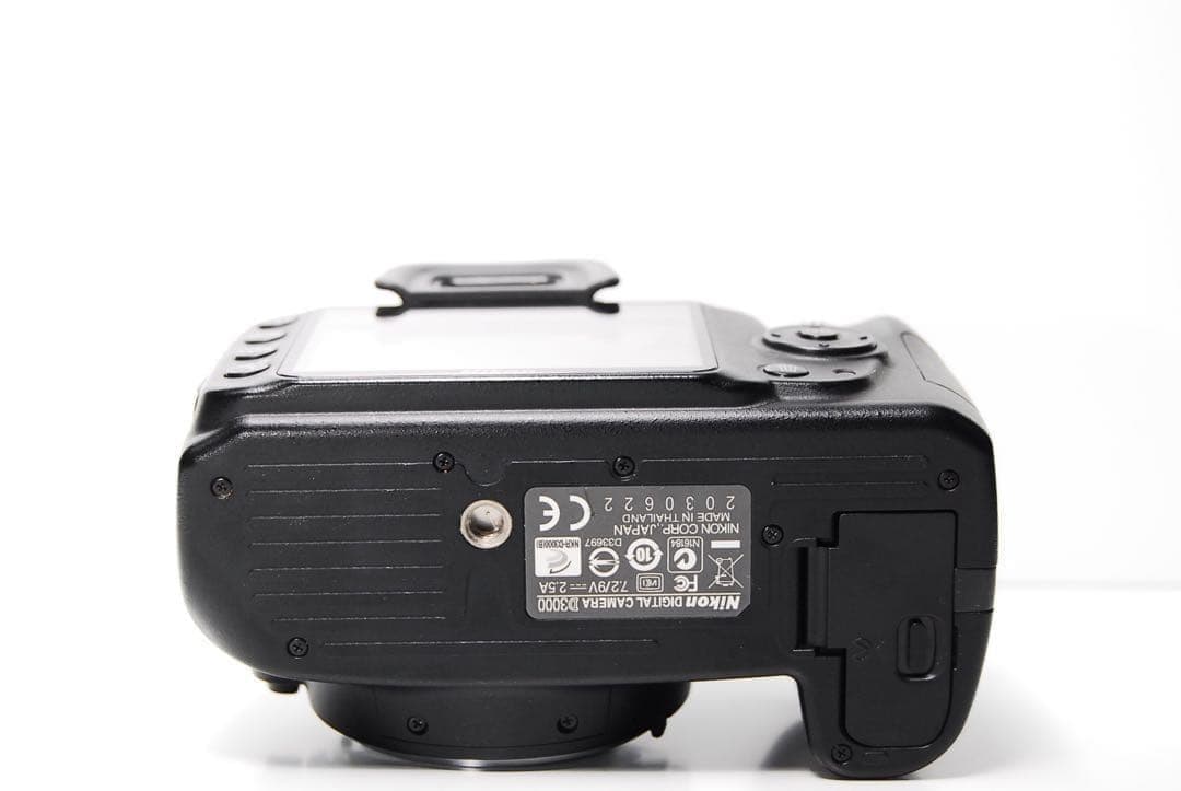 ⭐️軽重量⭐️Nikon D3000 一眼レフカメラ