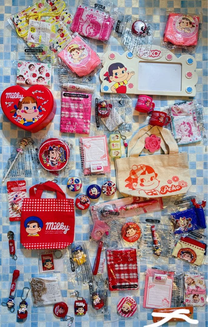 不二家　ミルキー ペコちゃん キャラクターグッズ おまとめセット